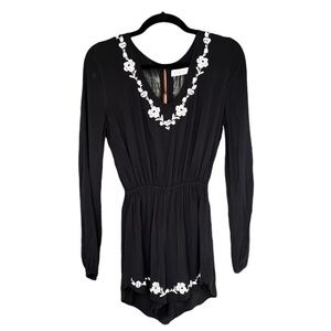 Abercrombie & Fitch - Long Sleeve Black Romper with Floral Embroidery Sz Medium